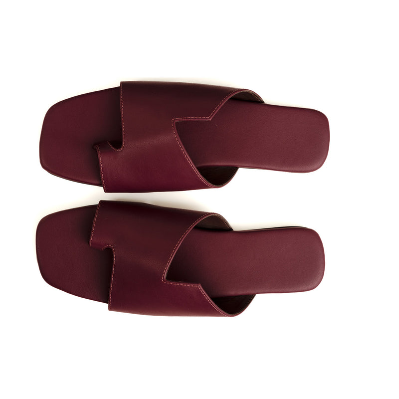 Yuna Cloak Vegan Leather Maroon Women Slides