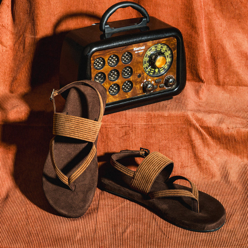 Hiver Luxe - Thong-Strap Corduroy Brown Sandals